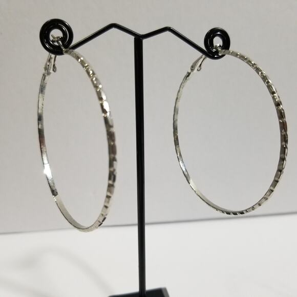 silver tone pierce round hoop diamond cut 2" lever back - Picture 5 of 14